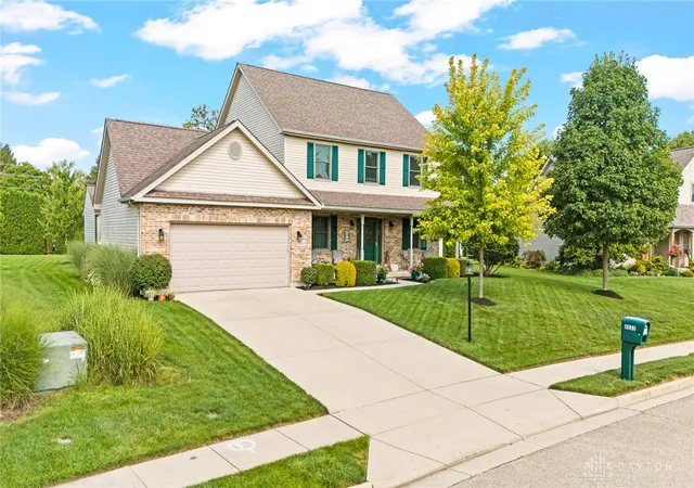 Photo 2 of Single family home for sale at 2555 Winfield Ct, Troy, OH 45373 | MLS# 967041 | Listing updated on 2026-10-04