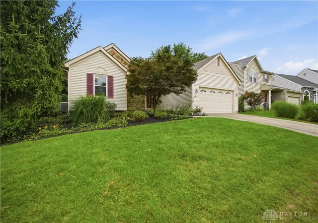 Photo 2 of Sale Pending at 5071 Revere Ct, Mason, OH 45040 | MLS# 967056 | Listing updated on 2026-09-09