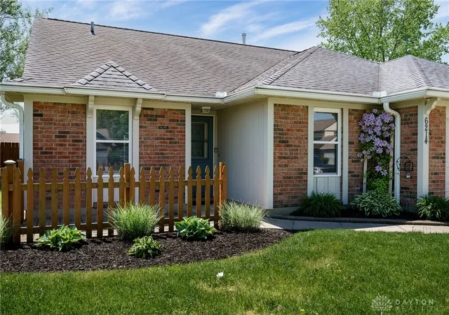 Photo 3 of Single family home for sale at 6214 Shull Rd, Dayton, OH 45424 | MLS# 967082 | Listing updated on 2026-09-12