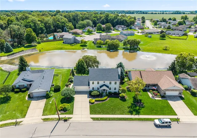 Photo 3 of Sale Pending at 2560 Renwick Way, Troy, OH 45373 | MLS# 966556 | Listing updated on 2026-09-26