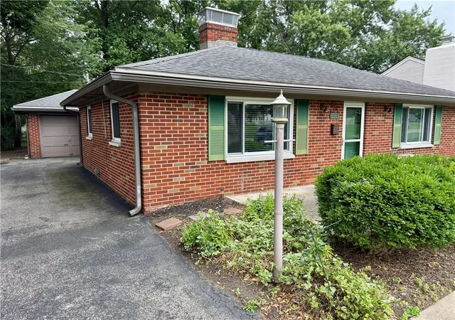 Photo 2 of Single family home for sale at 2808 Hazelwood Ave, Kettering, OH 45419 | MLS# 967061 | Listing updated on 2026-09-09