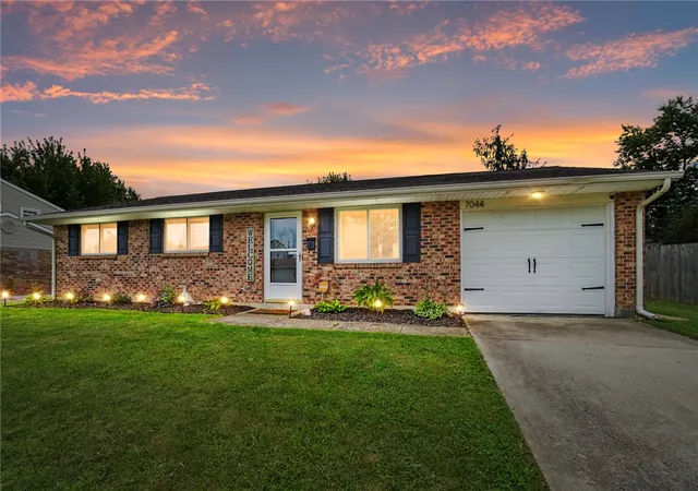 Photo 1 of Sale Pending at 7044 Safari Dr, Huber Heights, OH 45424 | MLS# 967045 | Listing updated on 2026-09-05