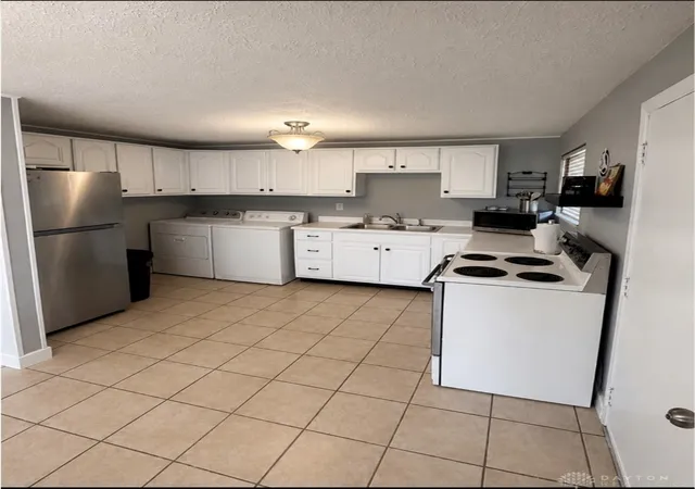 Photo 3 of Sale Pending at 5125 Mays Ave, Moraine, OH 45439 | MLS# 966872 | Listing updated on 2026-09-28