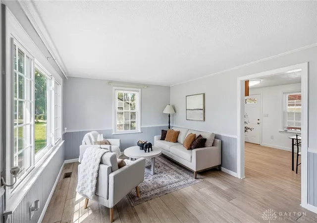 Photo 3 of Single family home for sale at 1652 Ridgeway Dr, Springfield, OH 45506 | MLS# 967130 | Listing updated on 2026-09-27