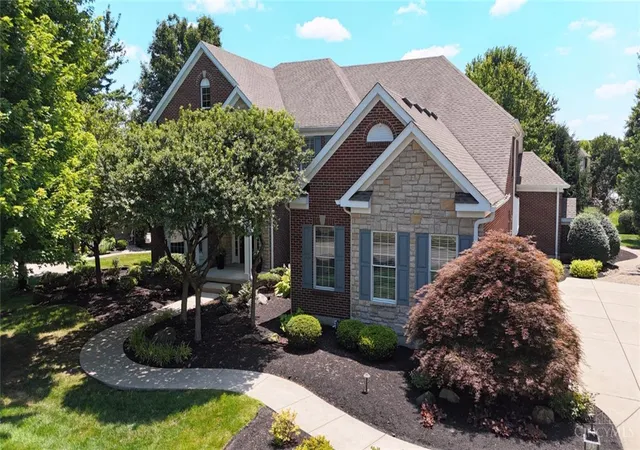 Photo 3 of Mansion for sale at 4727 Medallion Wy, Mason, OH 45040 | MLS# 967152 | Listing updated on 2026-09-22