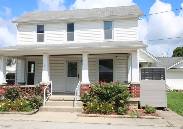 Photo 2 of Single family home for sale at 26 W Walnut St, Phillipsburg, OH 45354 | MLS# 967065 | Listing updated on 2026-08-31