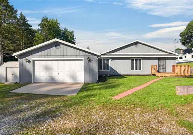 Photo 1 of Single family home for sale at 463 Towpath Trl, Piqua, OH 45356 | MLS# 967167 | Listing updated on 2026-10-04