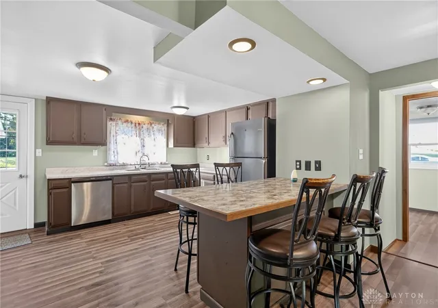 Photo 3 of Single family home for sale at 463 Towpath Trl, Piqua, OH 45356 | MLS# 967167 | Listing updated on 2026-10-04