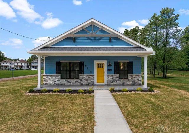 Photo 1 of Sale Pending at 2113 Wayne Ave, Middletown, OH 45044 | MLS# 967129 | Listing updated on 2026-08-31