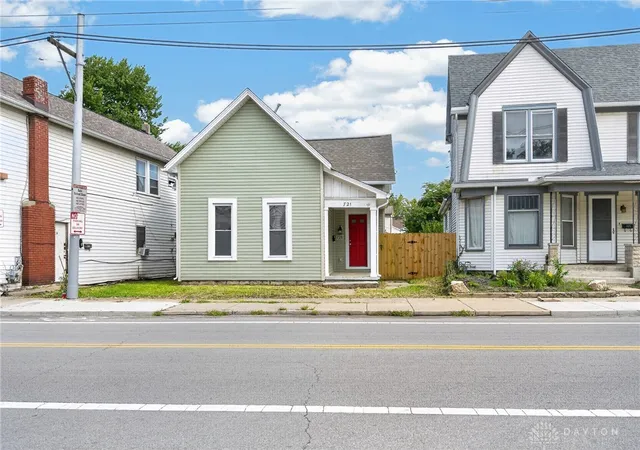 Photo 2 of Sale Pending at 721 Xenia Ave, Dayton, OH 45410 | MLS# 967181 | Listing updated on 2026-09-29