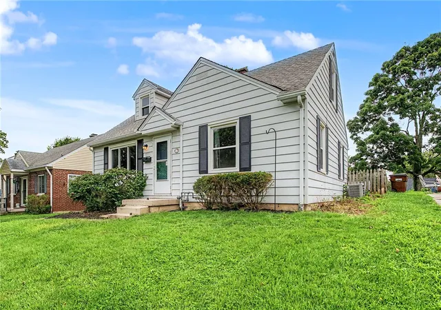 Photo 2 of Single family home for sale at 1221 Brookview Ave, Dayton, OH 45409 | MLS# 967000 | Listing updated on 2026-09-27