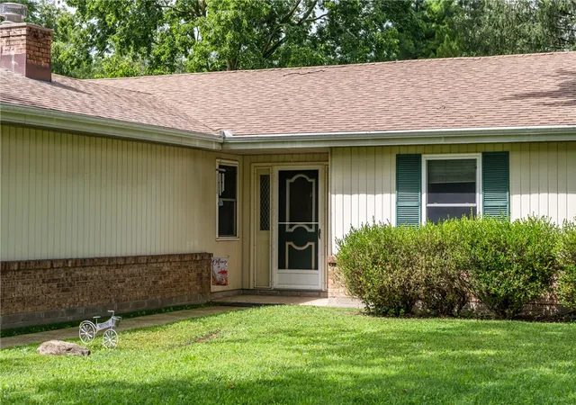 Photo 3 of Single family home for sale at 4959 Strathaven Dr, Mad River Twp, OH 45424 | MLS# 967200 | Listing updated on 2026-09-14