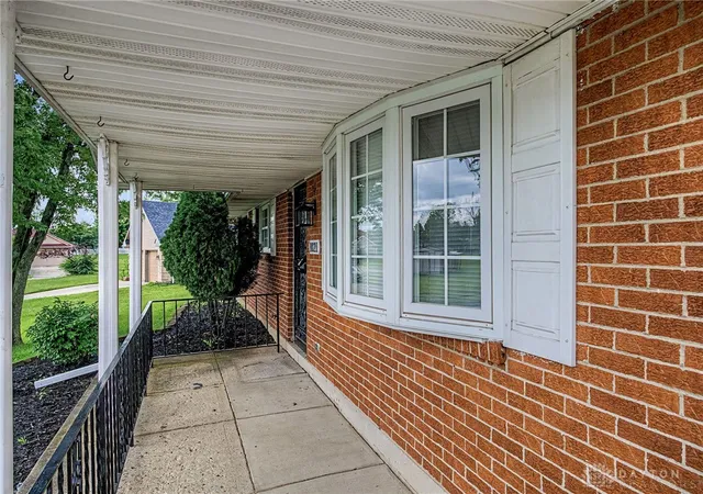 Photo 3 of Single family home for sale at 1021 Bethune Cir, Dayton, OH 45417 | MLS# 967197 | Listing updated on 2026-10-06