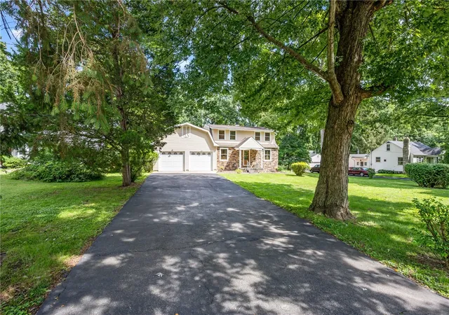 Photo 3 of Single family home for sale at 1376 Hanes Rd, Beavercreek, OH 45434 | MLS# 967209 | Listing updated on 2026-10-02