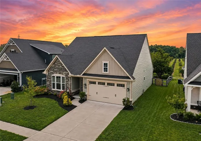 Photo 3 of Single family home for sale at 2083 Schmidt Dr, Beavercreek Twp, OH 45434 | MLS# 967201 | Listing updated on 2026-09-20