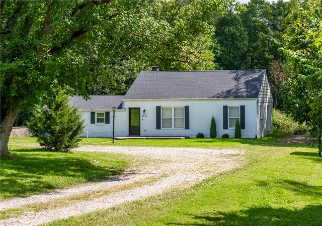 Photo 2 of Single family home for sale at 8126 Jamaica Rd, Germantown, OH 45327 | MLS# 967220 | Listing updated on 2026-10-04