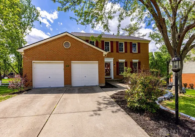 Photo 2 of Single family home for sale at 7497 Rolling Meadows Dr, West Chester Twp, OH 45069 | MLS# 967226 | Listing updated on 2026-09-28