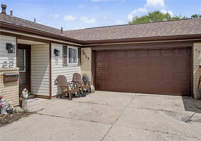Photo 3 of Single family home for sale at 7013 Cologne Pl, Huber Heights, OH 45424 | MLS# 966830 | Listing updated on 2026-10-06