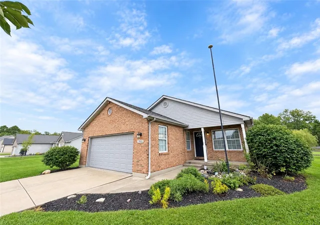 Single family home for sale at 7903 Edgewater Dr, Middletown, OH 45042 | MLS# 967240