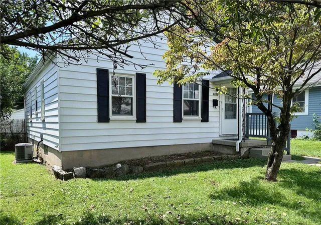 Photo 3 of Single family home for sale at 1120 Chelsea Ave, Dayton, OH 45420 | MLS# 967187 | Listing updated on 2026-10-04