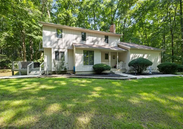 Photo 3 of Sale Pending at 678 Winding Ridge Ln, Sidney, OH 45365 | MLS# 965193 | Listing updated on 2026-09-05