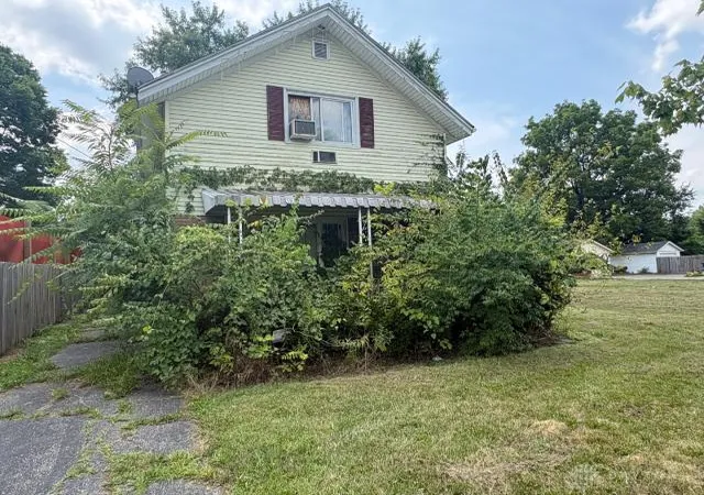 Photo 2 of Single family home for sale at 2616 W Riverview Ave, Dayton, OH 45402 | MLS# 967291 | Listing updated on 2026-09-15