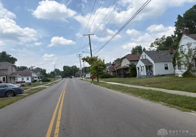 Photo 3 of Single family home for sale at 2616 W Riverview Ave, Dayton, OH 45402 | MLS# 967291 | Listing updated on 2026-09-15