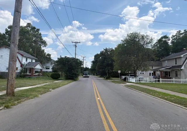 Photo 4 of Single family home for sale at 2616 W Riverview Ave, Dayton, OH 45402 | MLS# 967291 | Listing updated on 2026-09-15