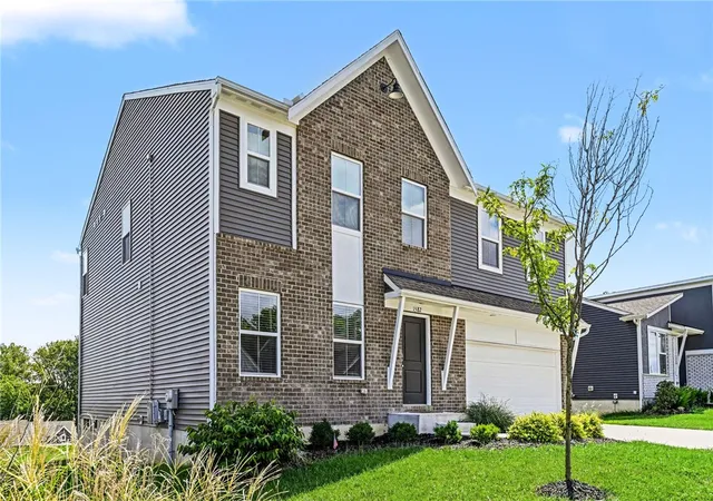 Photo 3 of Single family home for sale at 1582 Arden Bnd, Fairborn, OH 45324 | MLS# 966479 | Listing updated on 2026-10-04