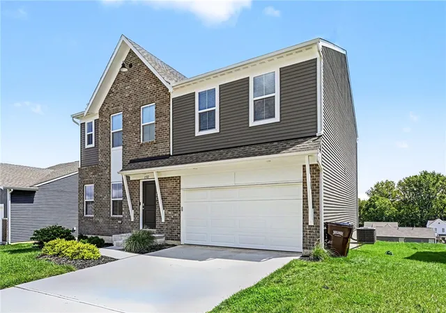 Photo 3 of Single family home for sale at 1582 Arden Bnd, Fairborn, OH 45324 | MLS# 966479 | Listing updated on 2026-10-04