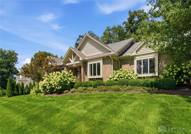 Photo 3 of Sale Pending at 4962 Walnut Walk, Kettering, OH 45429 | MLS# 966633 | Listing updated on 2026-09-16
