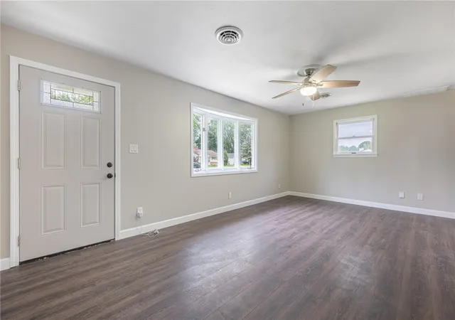 Photo 2 of Single family home for sale at 3382 Valley Wood Dr, Dayton, OH 45429 | MLS# 967371 | Listing updated on 2026-10-21