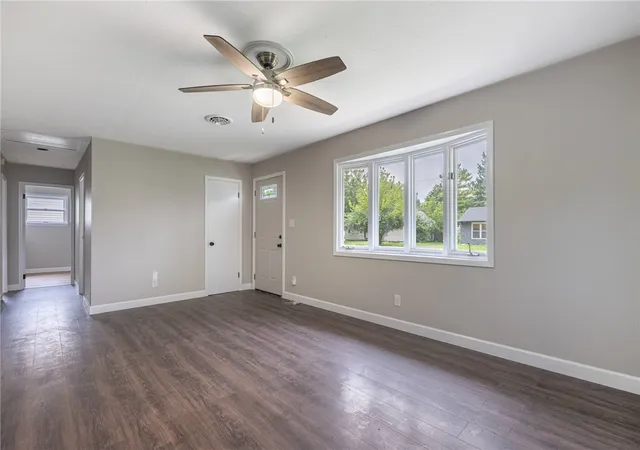 Photo 3 of Single family home for sale at 3382 Valley Wood Dr, Dayton, OH 45429 | MLS# 967371 | Listing updated on 2026-10-21