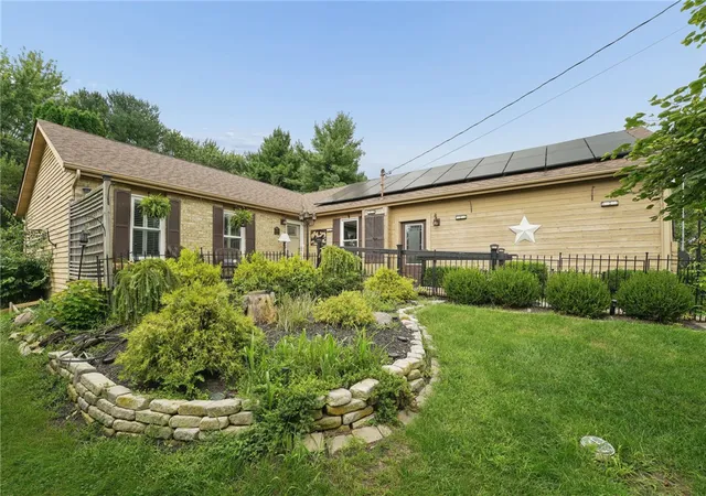 Photo 2 of Single family home for sale at 2400 Yuma Dr Dr, London, OH 43140 | MLS# 967168 | Listing updated on 2026-09-22