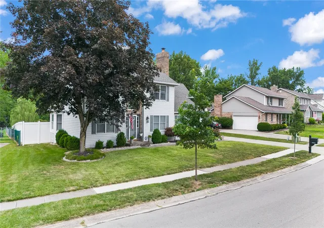Photo 3 of Single family home for sale at 1084 Kingsgate Rd, Springfield, OH 45503 | MLS# 967397 | Listing updated on 2026-09-20