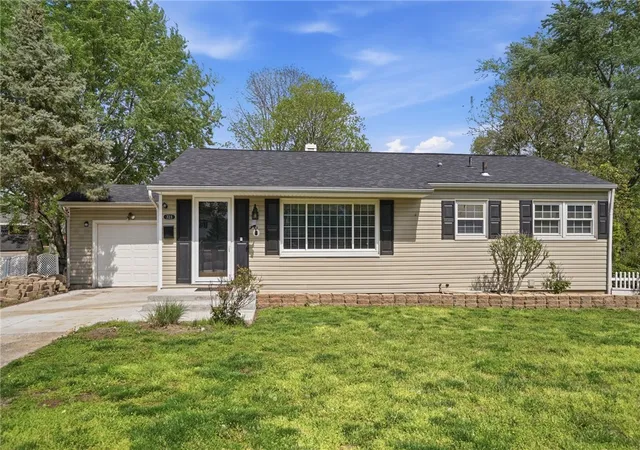 Photo 1 of Single family home for sale at 723 Adria Ct, Middletown, OH 45044 | MLS# 967407 | Listing updated on 2026-09-09