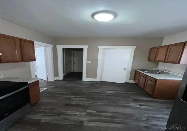 Photo 2 of Sale Pending at 603 17th Ave, Middletown, OH 45044 | MLS# 967422 | Listing updated on 2026-09-14
