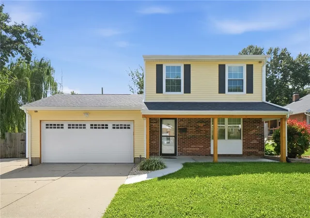Photo 1 of Single family home for sale at 1314 Brentwood St, Middletown, OH 45044 | MLS# 967471 | Listing updated on 2026-09-14