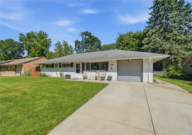 Photo 2 of Sale Pending at 3776 Utica Dr, Kettering, OH 45439 | MLS# 967500 | Listing updated on 2026-09-05