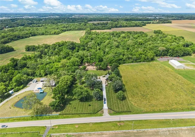 Photo 3 of Single family home for sale at 5596 Greentree Rd, Turtlecreek Twp, OH 45036 | MLS# 967510 | Listing updated on 2026-09-08