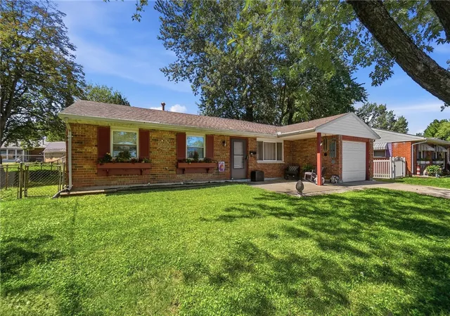 Photo 3 of Sale Pending at 916 Falmouth Ave, Piqua, OH 45356 | MLS# 967297 | Listing updated on 2026-08-31
