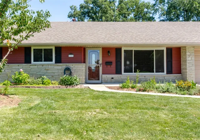 Photo 2 of Sale Pending at 4150 Burning Tree Dr, Kettering, OH 45440 | MLS# 967413 | Listing updated on 2026-10-05