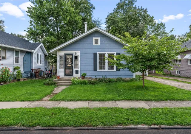 Photo 1 of Sale Pending at 402 Greene St, Fairborn, OH 45324 | MLS# 967445 | Listing updated on 2026-09-23