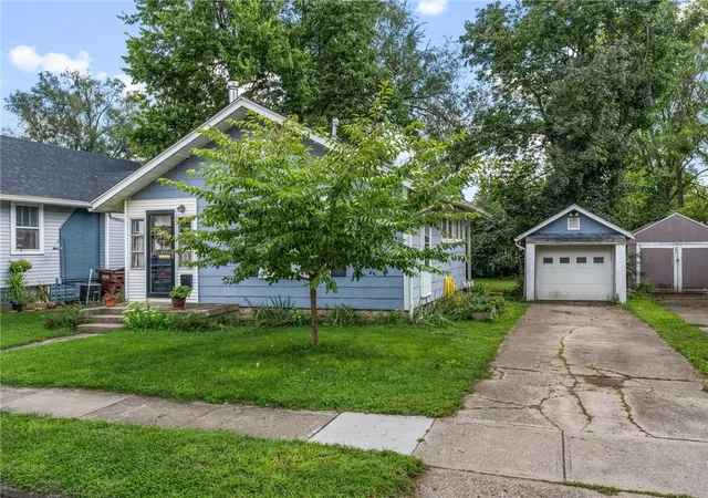 Photo 3 of Sale Pending at 402 Greene St, Fairborn, OH 45324 | MLS# 967445 | Listing updated on 2026-09-23