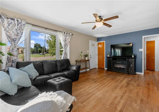 Photo 4 of Single family home for sale at 668 Dayton Rd, Waynesville, OH 45068 | MLS# 967520 | Listing updated on 2026-09-12