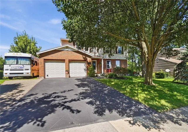 Photo 3 of Single family home for sale at 249 Topton Dr, Vandalia, OH 45377 | MLS# 967451 | Listing updated on 2026-08-31