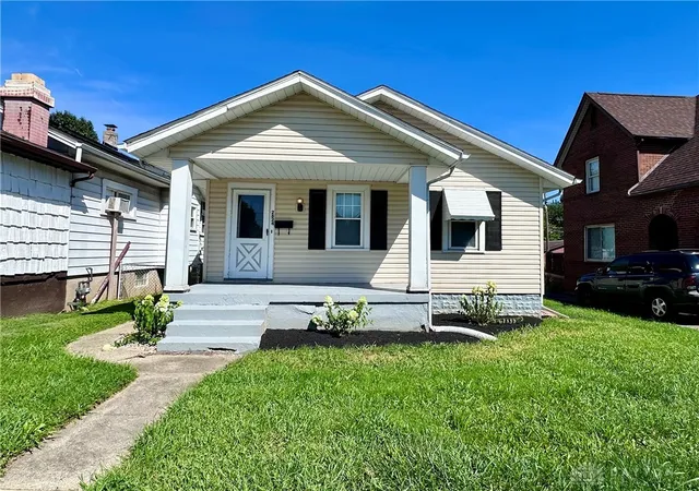 Photo 2 of Sale Pending at 2824 S Smithville Rd, Dayton, OH 45420 | MLS# 967468 | Listing updated on 2026-09-28