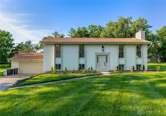Photo 1 of Single family home for sale at 8249 Lakenoll Ct, West Chester Twp, OH 45069 | MLS# 967189 | Listing updated on 2026-09-08