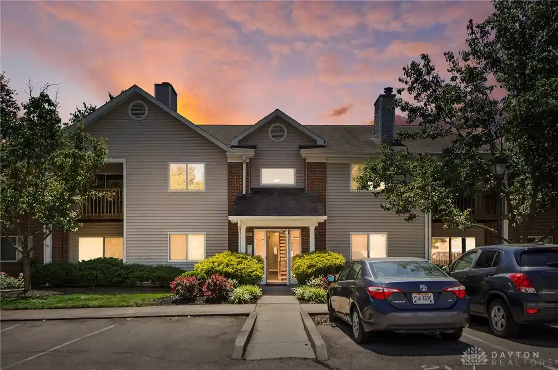 Listing Photo 1 - Condo for sale in 8515 Island Pines Pl located at 8515 Island Pines Pl, Maineville, OH 45039 - Unit 8515 Island Pines Pl