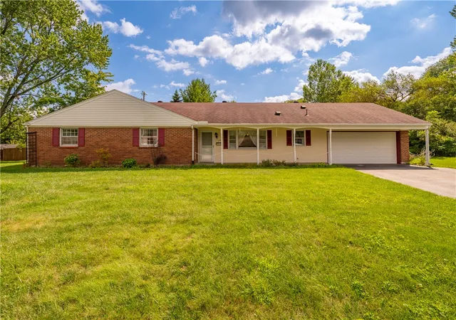 Photo 1 of Sale Pending at 231 Prague Ct, Centerville, OH 45458 | MLS# 967544 | Listing updated on 2026-09-10